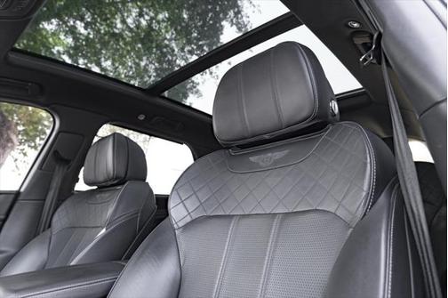 2018 Bentley Bentayga W12 Signature