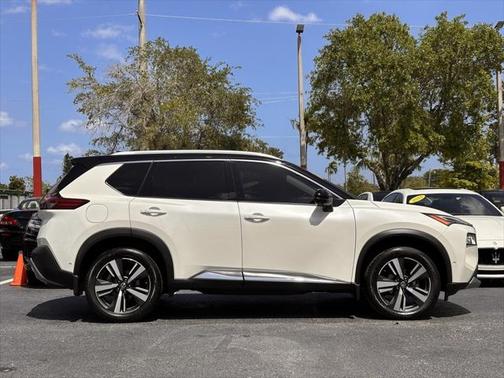 2021 Nissan Rogue Platinum
