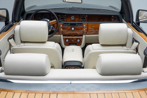 2010 Rolls-Royce Phantom Drophead Coupe 