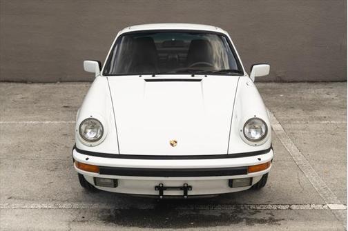 1985 Porsche 911 Carrera