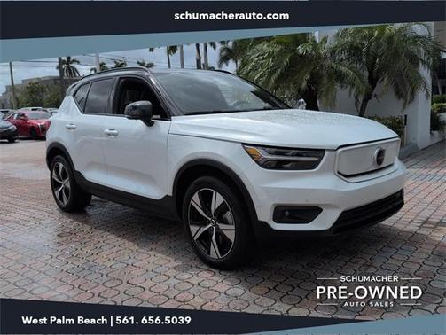 2022 Volvo XC40 Recharge Pure Electric P8 Twin Plus