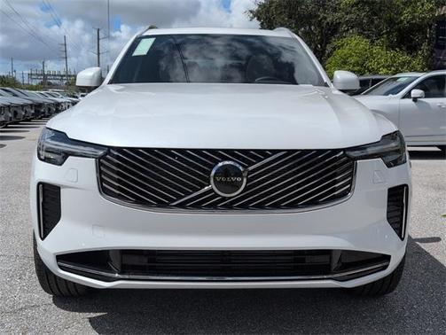 2026 Volvo XC90 Plug-In Hybrid T8 Core