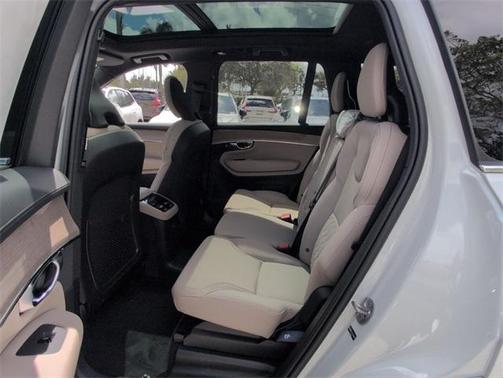 2026 Volvo XC90 Plug-In Hybrid T8 Core