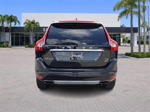 2016 Volvo XC60 T6 Drive-E