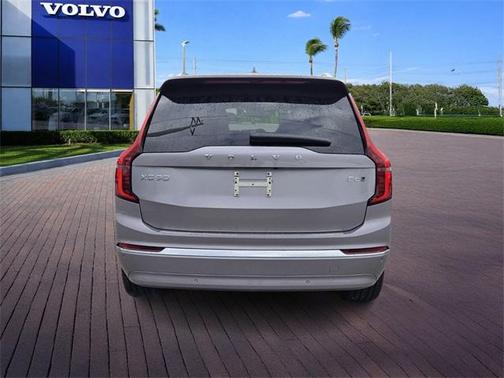 2026 Volvo XC90 B6 Plus 7-Seater