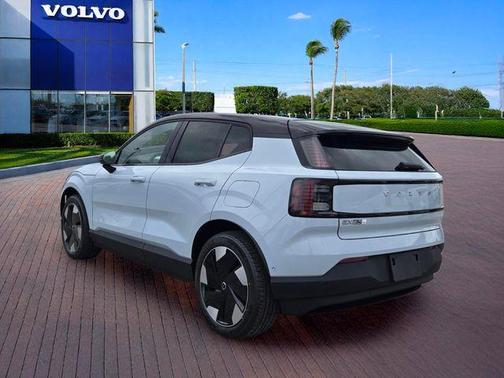 Cloud 9 White 2026 Volvo EX30 Twin Motor Ultra
