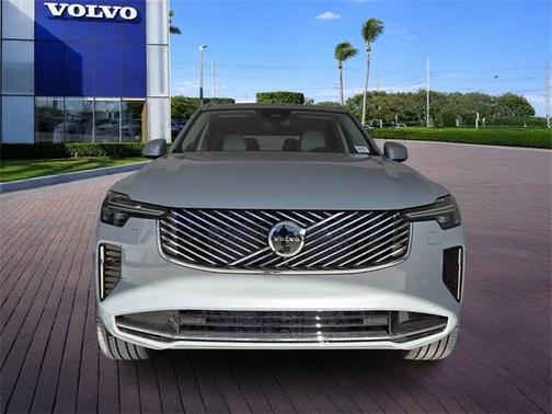 2026 Volvo XC90 B6 Ultra 7-Seater