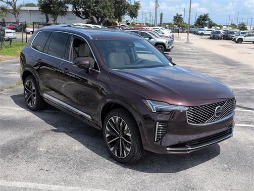 2026 Volvo XC90 Plug-In Hybrid T8 Core
