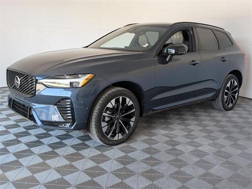 2026 Volvo XC60 B5 Plus