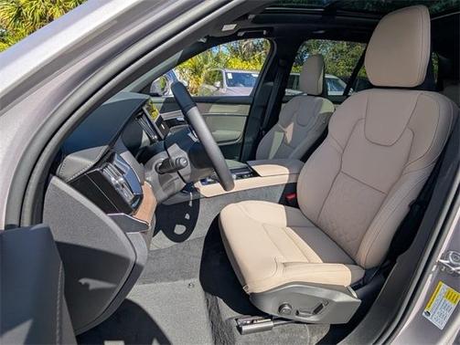 2026 Volvo XC90 B5 Plus 7-Seater