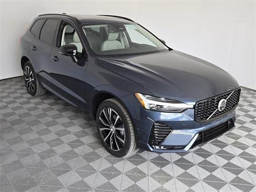 2025 Volvo XC60 B5 Plus