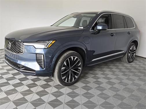 2025 Volvo XC90 Plug-In Hybrid T8 Ultra 7-Seater