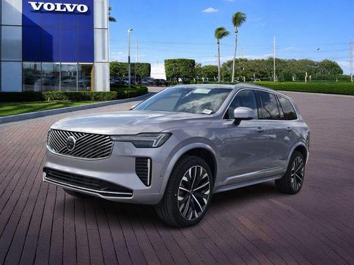 2026 Volvo XC90 B6 Plus 7-Seater