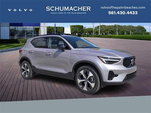 2026 Volvo XC40 B5 Plus