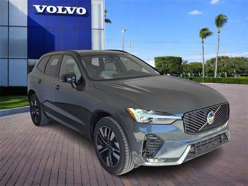 2026 Volvo XC60 B5 Core