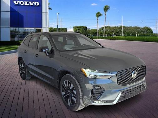 2026 Volvo XC60 B5 Core