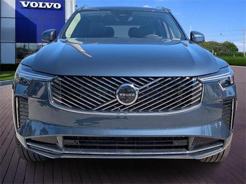 2026 Volvo XC90 B6 Ultra 7-Seater