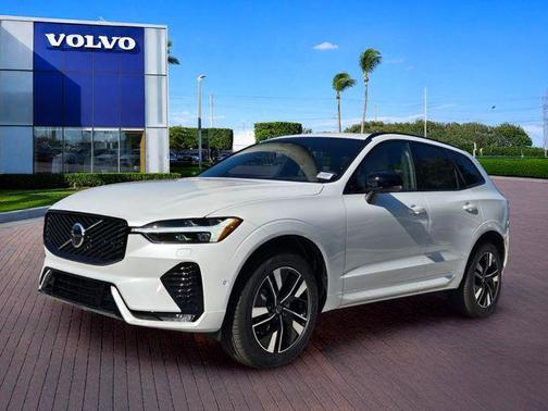 Crystal White 2026 Volvo XC60 B5 Plus