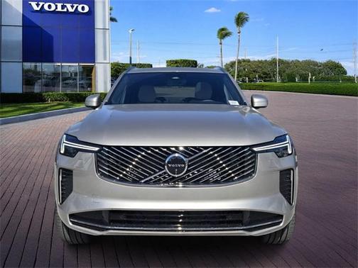 2026 Volvo XC90 B6 Plus 7-Seater