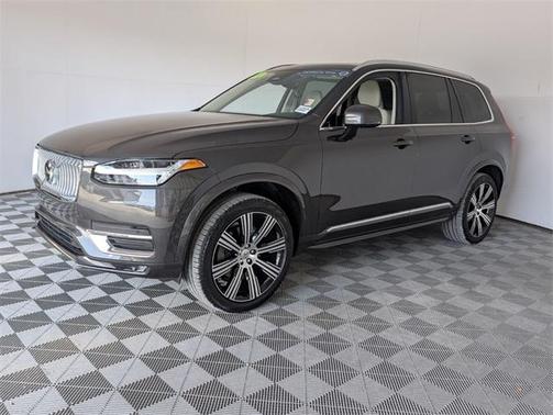 2024 Volvo XC90 B6 Plus Bright Theme 7-Seater