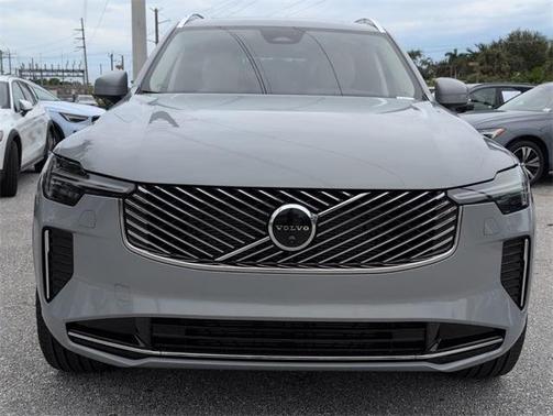 2026 Volvo XC90 B5 Ultra 7-Seater