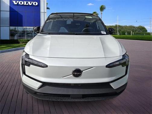 2026 Volvo EX30 Twin Motor Plus