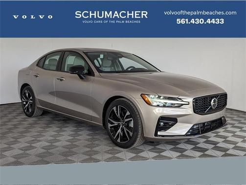 2024 Volvo S60 B5 Core Dark Theme