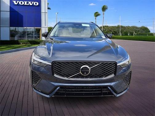 2026 Volvo XC60 B5 Ultra