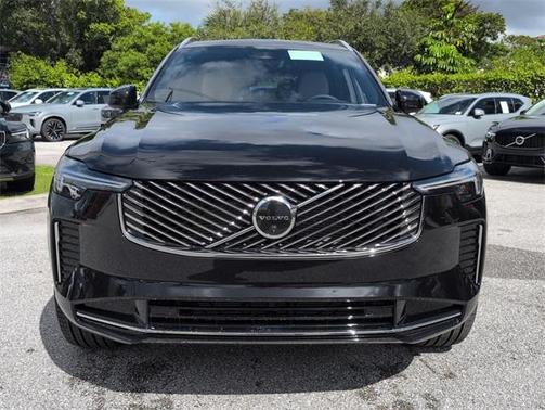 2026 Volvo XC90 B5 Plus 7-Seater
