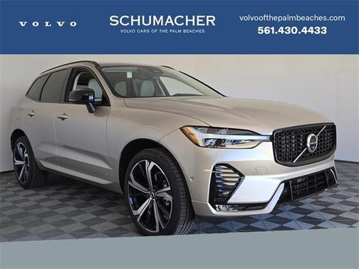 2025 Volvo XC60 B5 Ultra