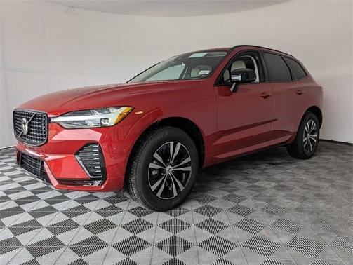 2025 Volvo XC60 B5 Core