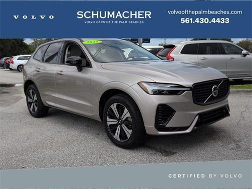 2025 Volvo XC60 Plug-In Hybrid T8 Core