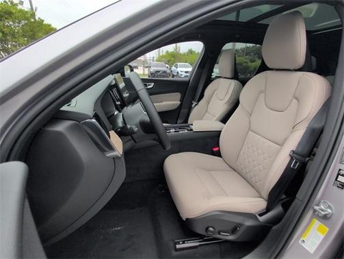 2026 Volvo XC60 B5 Core