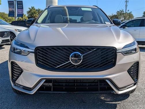 2026 Volvo XC60 B5 Ultra