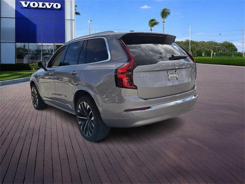 2026 Volvo XC90 B6 Ultra 7-Seater