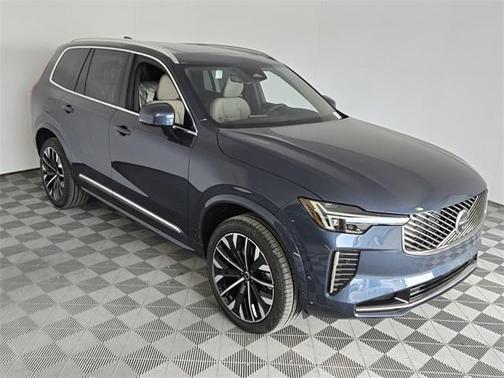2025 Volvo XC90 Plug-In Hybrid T8 Plus 7-Seater