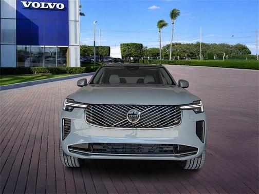 2026 Volvo XC90 B6 Ultra 7-Seater