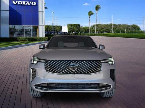 2026 Volvo XC90 B6 Plus 7-Seater