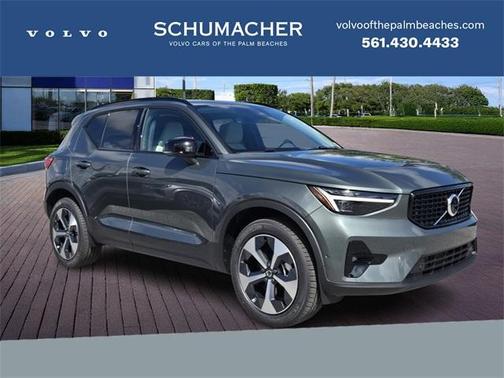 2026 Volvo XC40 B5 Plus