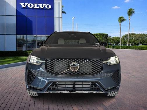 2026 Volvo XC60 Plug-In Hybrid T8 Core