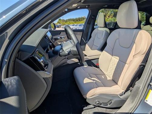 2026 Volvo XC90 B6 Plus 7-Seater