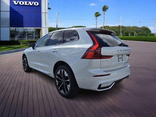 Crystal White 2026 Volvo XC60 B5 Plus