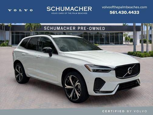 Crystal White Metallic 2024 Volvo XC60 B5 Ultimate Dark Theme