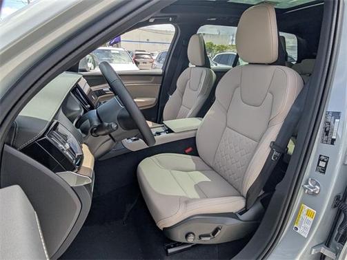 2026 Volvo XC90 B6 Plus 7-Seater