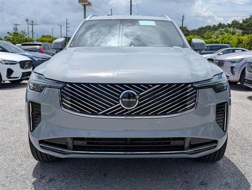 2026 Volvo XC90 B6 Plus 7-Seater