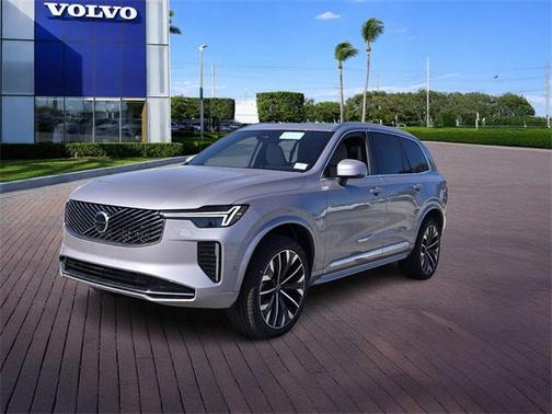 2026 Volvo XC90 B6 Plus 7-Seater