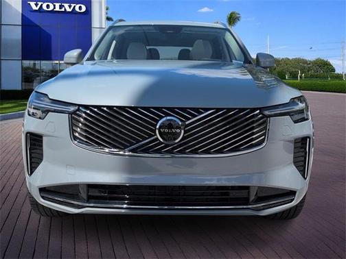 2026 Volvo XC90 B5 Ultra 7-Seater