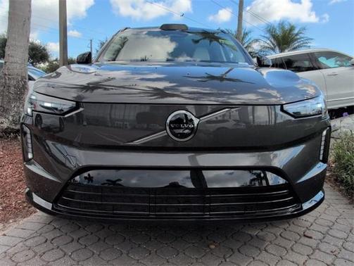 2025 Volvo EX90 Twin Motor Performance Ultra 6-Seater