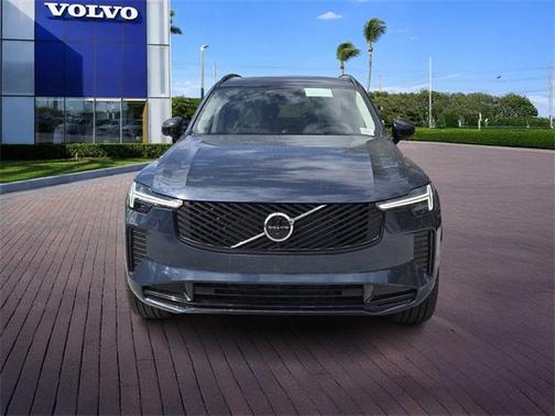 2026 Volvo XC90 B6 Ultra Dark Theme 7-Seater