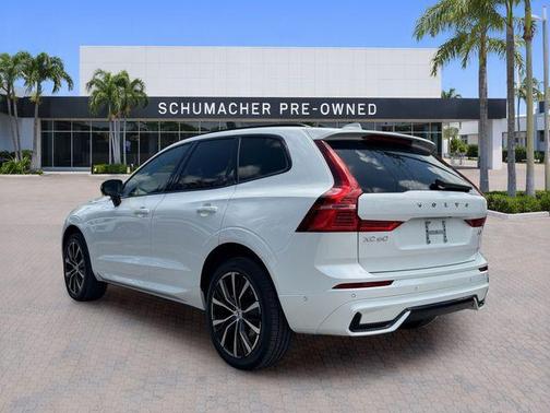 Crystal White Metallic 2024 Volvo XC60 B5 Plus Dark Theme
